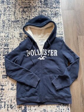 BRAND NEW NVR WORN Hollister Navy Zip-Up Hoodie with Cream Sherpa Lining